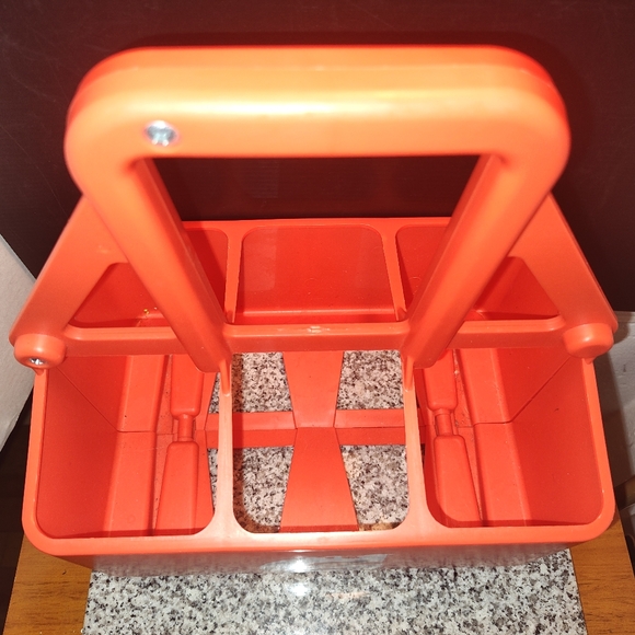 Gatorade Water Bottle Carrier. Carries 6 bottles. Bottles not included. Graphic - Picture 3 of 5